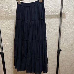 Peserico Navy Ruffled Maxi Skirt for women sz. 40 IT